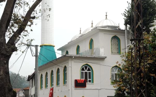 Camideki 32 Derecelik Kıble Sapması 37 Yıl Sonra Düzeltildi