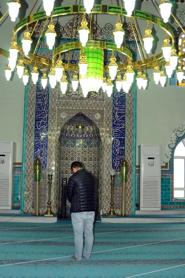 Camideki 32 Derecelik Kıble Sapması 37 Yıl Sonra Düzeltildi