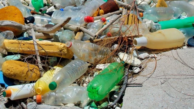Denizler ve Okyanuslarda En Çok Plastik Kirliliği Yaratan Şirketler Hangileri?