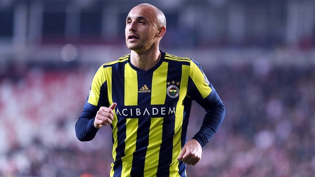Fenerbahçe'de 3 Futbolcu, Devre Arasında Takımdan Ayrılacak