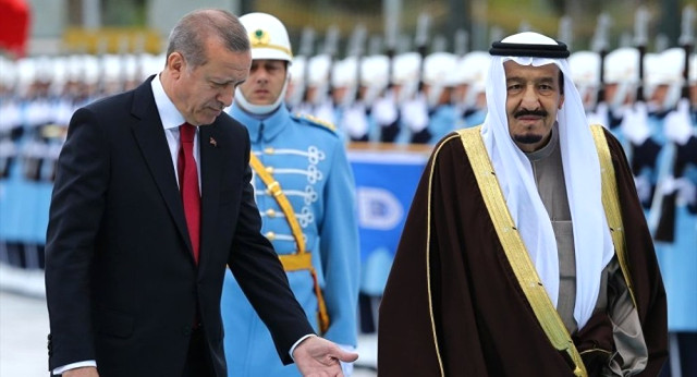 Cumhurbaşkanı Başdanışmanı Çevik: Türkiye, Kaşıkçı Vakasını Deşelemeyip Suudi Arabistan'a Yardımcı Oluyor