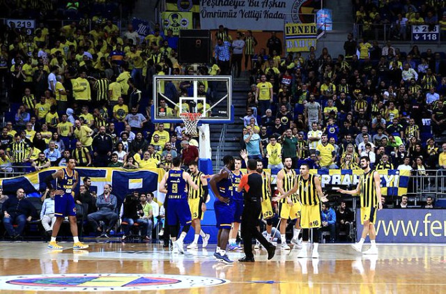 Fenerbahçe, Khimki'yi Yenerek 2'de 2 Yaptı: 93-85