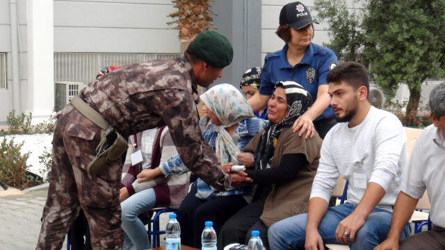 Kalp Krizi Geçirerek Şehit Olan Özal Harekatçıyı Memleketine Silah Arkadaşları Uğurladı Kalp Krizi Geçirerek Şehit Olan Özal Harekatçıyı Memleketine Silah Arkadaşları Uğurladı