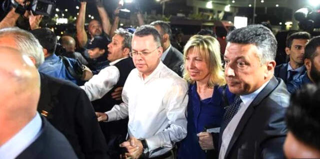 Son Dakika! Brunson Davasına Bakan Savcı, Mahkemenin Kararının Bozulması Talebiyle İstinafa Başvurdu Brunson Davasına Bakan Savcı, Mahkemenin Kararının Bozulması Talebiyle İstinafa Başvurdu