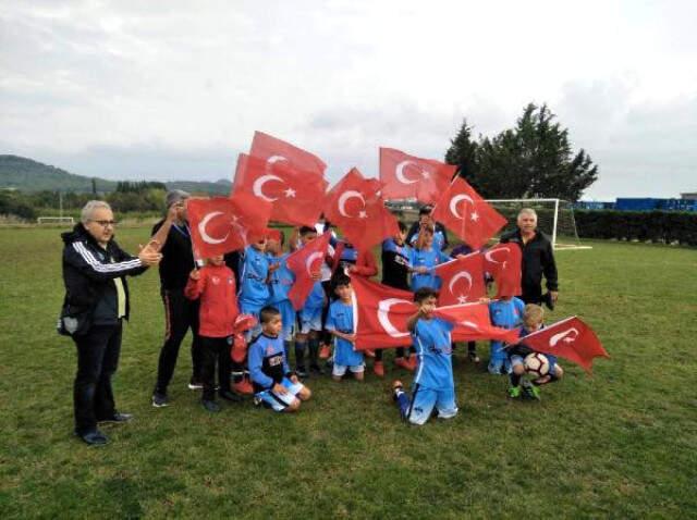 Şırnak U13 Futbol Takımı, Costa Brava Futbol Turnuvasında Barcelona'da Şampiyon Oldu