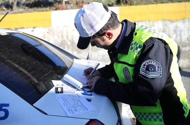 Trafik Cezalarının Artırılmasını Öngören Teklif Meclis Genel Kurulunda Kabul Edildi Trafik Cezalarının Artırılmasını Öngören Teklif, TBMM Genel Kurulunda Kabul Edildi