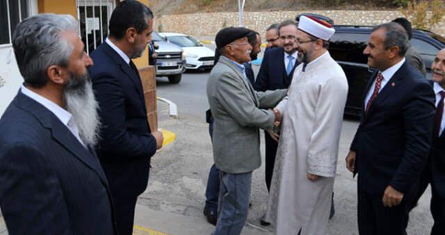 Diyanet İşleri Başkanı, İlk Kez Cemevi Ziyaretinde Bulundu