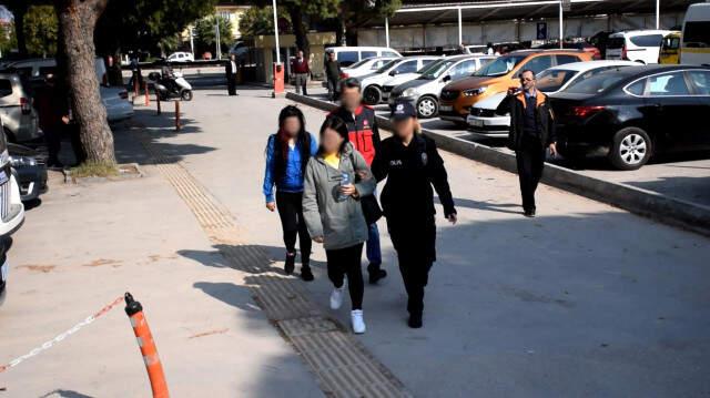 Polis, Eş Değiştirme Çetesini Müşteri Kılığına Girip Çökertti