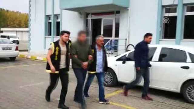 <a class='keyword-sd' href='/banka/' title='Banka'>Banka</a> Görevlisinin Dikkati, 130 Bin TL Çekmeye Çalışan Dolandırıcıyı Yakalattı