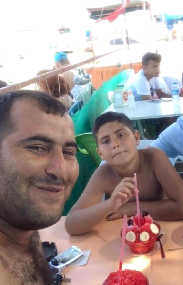 Adana'da Kan Donduran Olay! Cinnet Getiren Anne, 3 Çocuğunun Boğazını Kesti Adana'da Kan Donduran Olay! Cinnet Getiren Anne, 3 Çocuğunun Boğazını Kesti