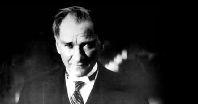 29 Ekim Cumhuriyet Bayramı Mesajları ve Atatürk'ün Sözleri