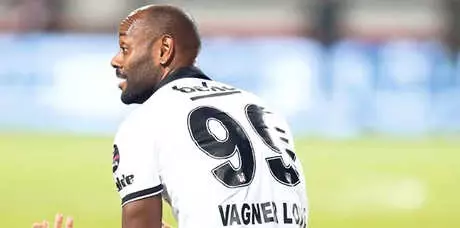 Beşiktaş Yönetimi, Taraftara Hareket Çeken Vagner Love'ı Gözden Çıkardı