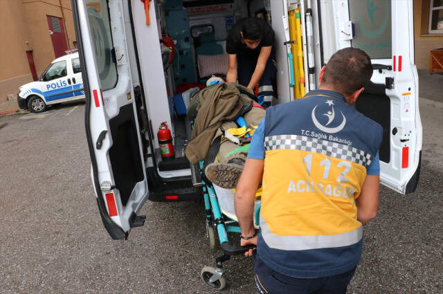 Erzincan'da, Resmi Plakalı Araç Şarampole Düştü: 1 Şehit, 3 Yaralı Erzincan'da, Resmi Plakalı Araç Şarampole Düştü: 1 Şehit, 3 Yaralı