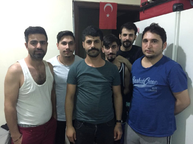 Gürkan Şef'te Çalışmaya Giden 6 Türk Aşçı, Suudi Arabistan'da Mahsur Kaldı