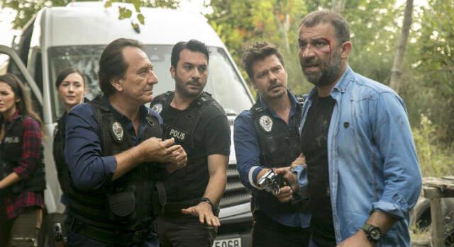 Reyting Rekortmeni Arka Sokaklar Dizisinde Sürpriz! O İsim Geri Dönüyor