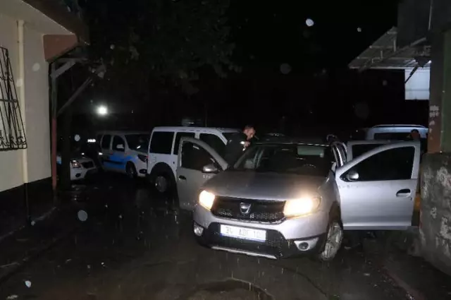 ''Dur'' İhtarına Uymayan 5 Şüpheli, Kovalamaca Sonunda Yakalandı