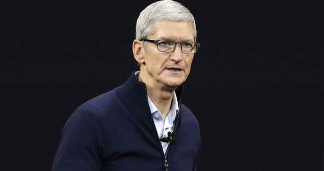 Apple'ın CEO'su Tim Cook, Eşcinsellik ile İlgili Sözlerine Açıklık Getirdi