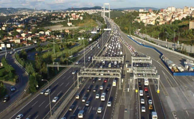 Köprü ve Otoyollardan Yılın İlk 9 Ayında 1 Milyar Liranın Üzerinde Gelir Elde Edildi Köprü ve Otoyollardan Yılın İlk 9 Ayında 1 Milyar Liranın Üzerinde Gelir Elde Edildi