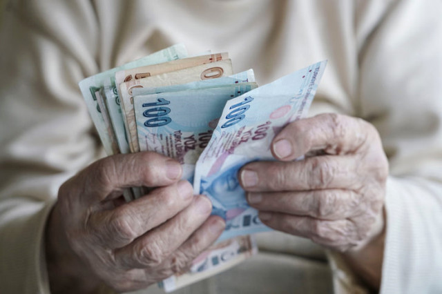 Emekli Olacaklara Ocak Ayı Fırsatı! 360 Lira Fazla Maaş Alabilirsiniz