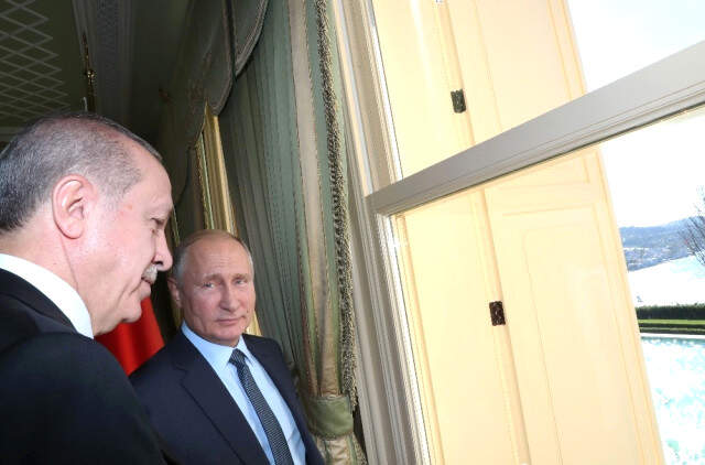 Cumhurbaşkanı Erdoğan Angela Merkel ile Birlikte Boğazı Seyretti Cumhurbaşkanı Erdoğan, Merkel ve Putin ile İstanbul Boğazı'nı Seyretti