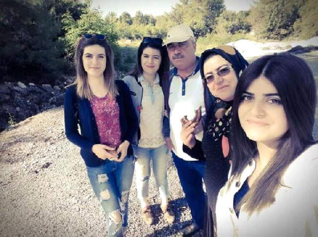 Otomobilin TIR'a Arkadan Çarptığı Kazada Baba ve 2 Kızı Can Verdi, Aynı Aileden 2 Kişi Yaralandı Otomobilin TIR'a Arkadan Çarptığı Kazada Baba ve 2 Kızı Can Verdi, Aynı Aileden 2 Kişi Yaralandı
