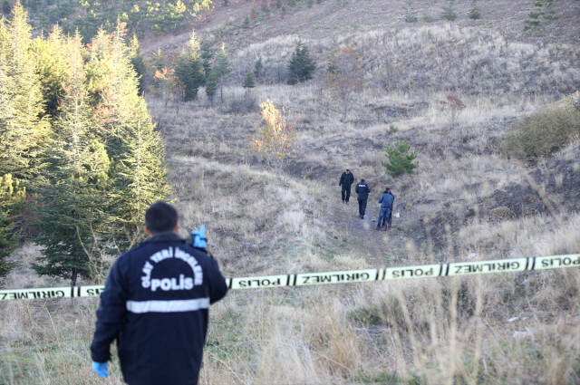 Başkentte Ormanlık Arazide Çocuk Cesedi Bulundu Başkentte Ormanlık Arazide Kafası Parçalanmış Çocuk Cesedi Bulundu