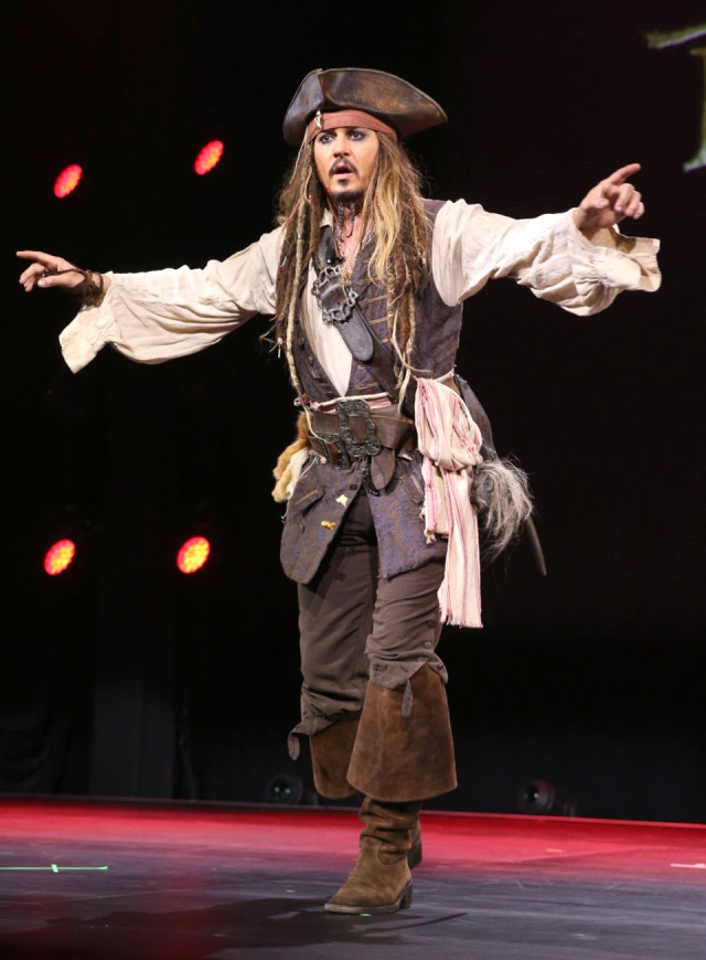 Johnny Depp, Karayip Korsanları'nın Yeni Projesine Yer Almayacak