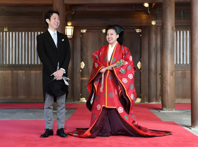 Dünyaevine Giren Japon Prenses Aşkı Uğruna Unvanından Vazgeçti
