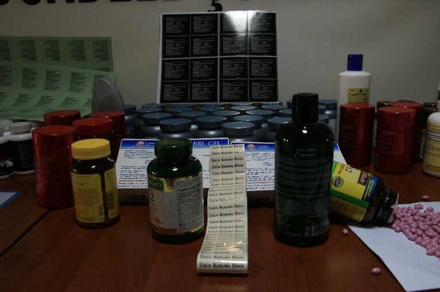 Kaçak Vitamin Hapı ve Kişisel Bakım Ürünlerine Operasyon