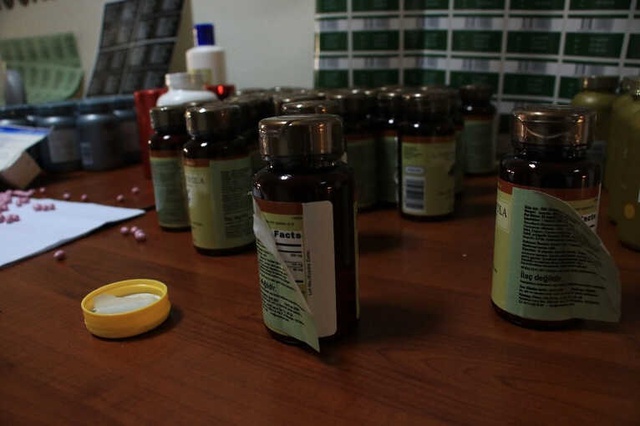 Kaçak Vitamin Hapı ve Kişisel Bakım Ürünlerine Operasyon