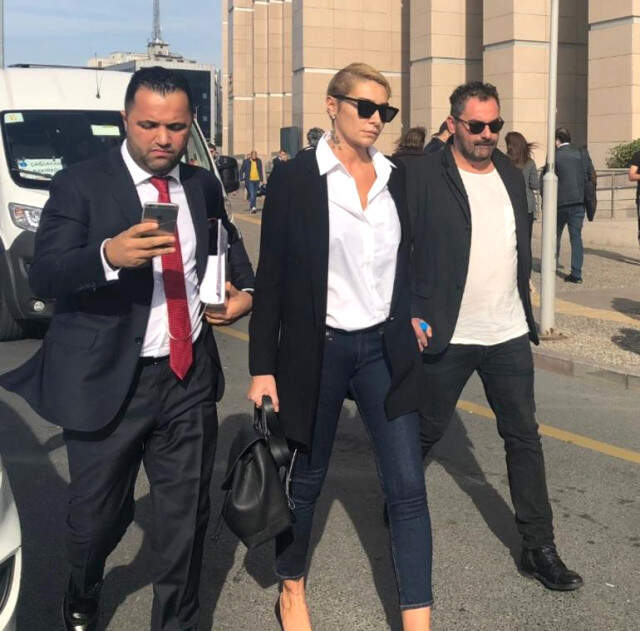 Ahmet Kural Şiddet Gördüğü Gören Sıla: Yerlerde Sürüklendim, Kafama Kül Tablasıyla Vurdu Ahmet Kural'dan Şiddet Gördüğü Söyleyen Sıla: Yerlerde Sürüklendim, Kafama Kül Tablasıyla Vurdu