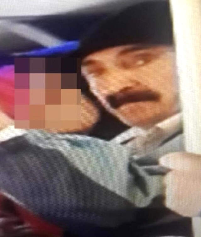Cinsel Taciz Suçundan Hapis Yatan Yaşlı Adam, Kız Çocuklarına Cinsel İstismardan Tekrar Gözaltına Alındı Cinsel Taciz Suçundan Hapis Yatan Yaşlı Adam, Kız Çocuklarına Cinsel İstismardan Gözaltına Alındı
