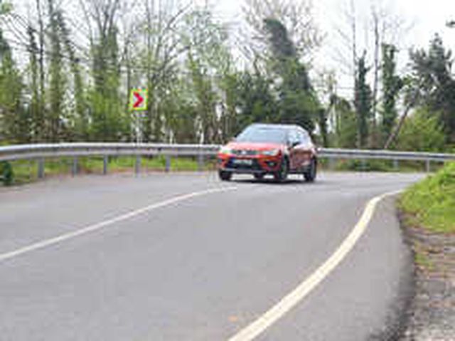 Karşılaştırma | Opel Crossland X Vs Seat Arona