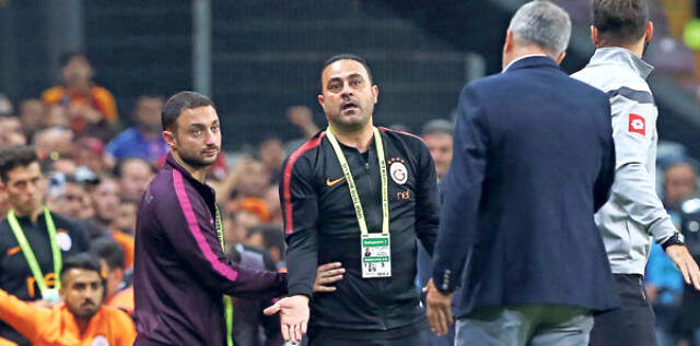 Derbi Maç Sonunda Soluğu Kavganın İçinde Alan Hasan Şaş'ın Vukuatları Saymakla Bitmiyor Derbi Maç Sonunda Soluğu Kavganın İçinde Alan Hasan Şaş'ın Vukuatları, Saymakla Bitmiyor