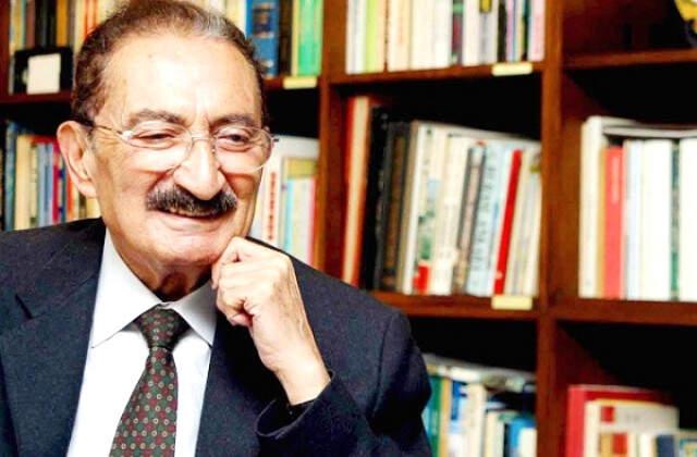 Karaoğlan, Bülent Ecevit kimdir? Bülent Ecevit kaç yaşında, neden öldü?