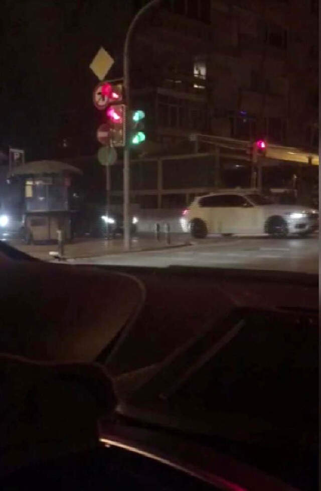 Drift Yapan Sürücü 5 bin 10 lira Trafik Cezası Yedi Yeni Kanun Devreye Girdi! Drift Yapan Sürücü 5 bin 10 lira Trafik Cezası Aldı
