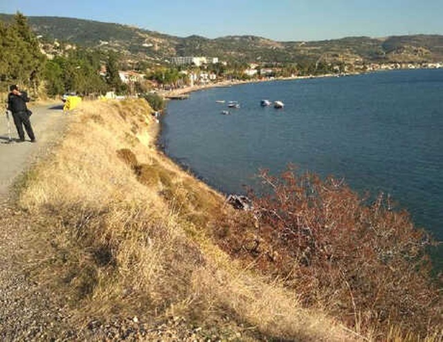 Polisten Kaçarken Otomobille Uçurumdan Yuvarlandılar