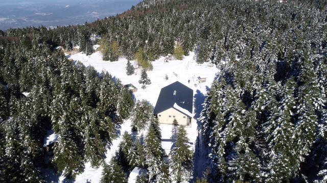 Uludağ'da 5 Yıldızlı Tuvaletleri Görenler Villa Zannediyor Uludağ'da 5 Yıldızlı Tuvaletleri Görenler Villa Zannediyor