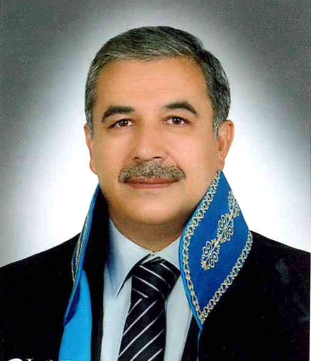 Fikret Çöker Kimdir? Neden Görevden Alındı? Yerine Kim Getirildi?