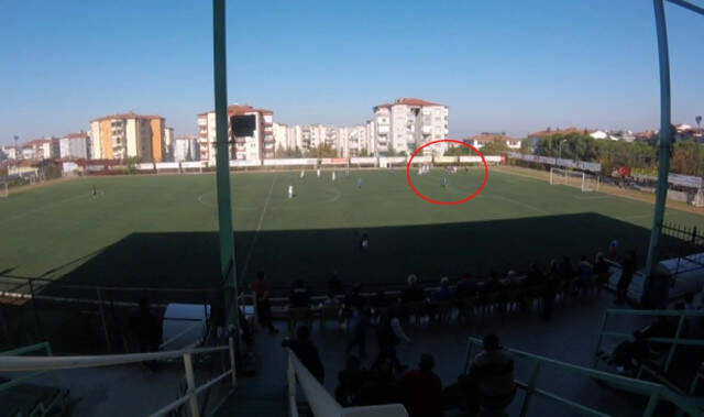 Maçta Hayatını Kaybeden Nijeryalı Oyuncunun Son Anları Ortaya Çıktı Maçta Hayatını Kaybeden Nijeryalı Oyuncunun Son Anları Ortaya Çıktı
