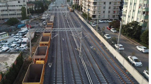 5 Yıllık Banliyö Treni Hasretinin Bitmesine 2 Ay Kaldı 5 Yıllık Banliyö Treni Hasretinin Bitmesine 2 Ay Kaldı
