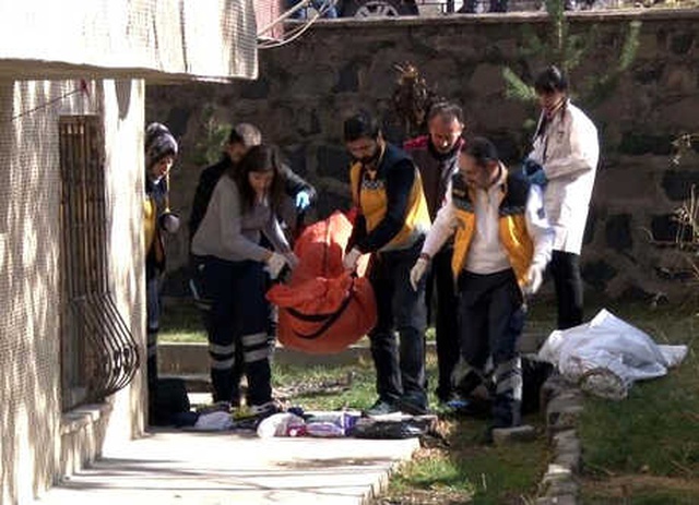 Engelli Kadın, 7'nci Kattan Anten Kablosuyla İnmek İsterken Düşüp Öldü