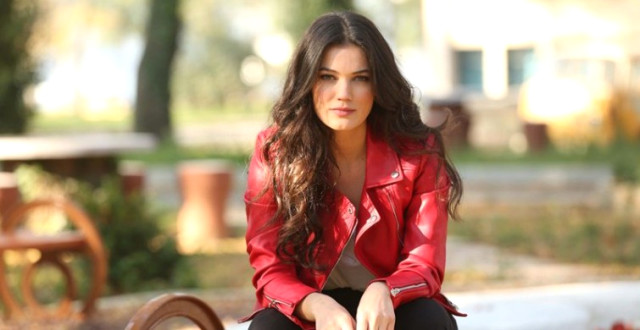 Berk Cankat ile Pınar Deniz Aşk Yaşıyor!