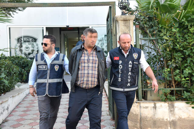 Hastanede Hasta Numarasıyla, Başka Bir Hastanın Cebinden 400 Lira Çaldı Hasta Numarası Yapıp, Tedavi Olan Hastanın Cebinden 400 Lira Çalan Hırsız Yakayı Ele Verdi!