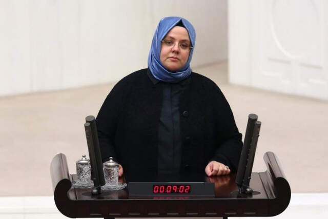 Son Dakika! Aile Bakanlığı İkiz ya da Üçüz Doğumlarda Çocuk Başına Aylık 150 Lira Ödeme Yapacak <a class='keyword-sd' href='/aile-bakanligi/' title='Aile Bakanlığı'>Aile Bakanlığı</a> İkiz ya da Üçüz Doğumlarda Çocuk Başına Aylık 150 Lira Ödeme Yapacak