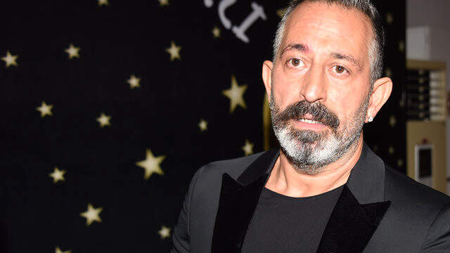 Cem Yılmaz Sinemaseverlerle Bir Araya Geldi Sinemaseverlerle Bir Araya Gelen Cem Yılmaz, İzdiham Yarattı!