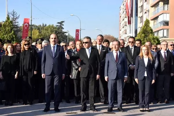 Konya'da Atatürk'ü Anma Töreni Gecikince Vali Toprak, Hemen Talimatı Verdi: Hepsini Görevden Alın