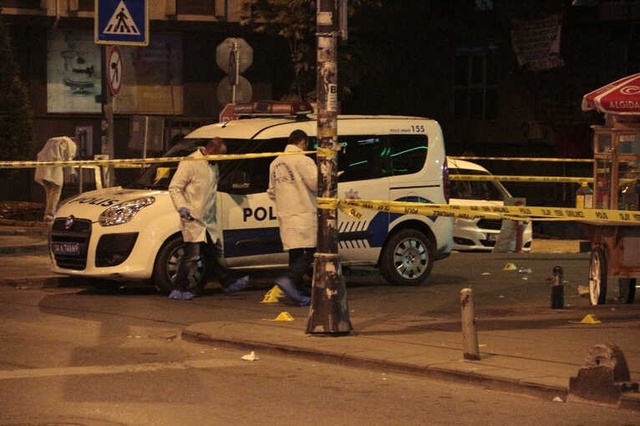 İki Grup Arasında Silahlı Çatışma: 1'i Polis 3 Yaralı