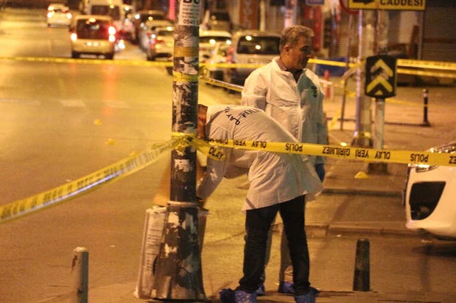 İki Grup Arasında Silahlı Çatışma: 1'i Polis 3 Yaralı