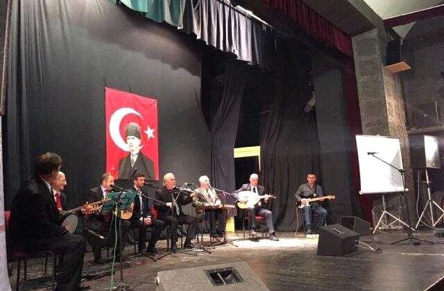 Kosova'da Atatürk'ün Sevdiği Şarkılar Konseri Kosova'da Atatürk'ün Sevdiği Şarkılar Konseri